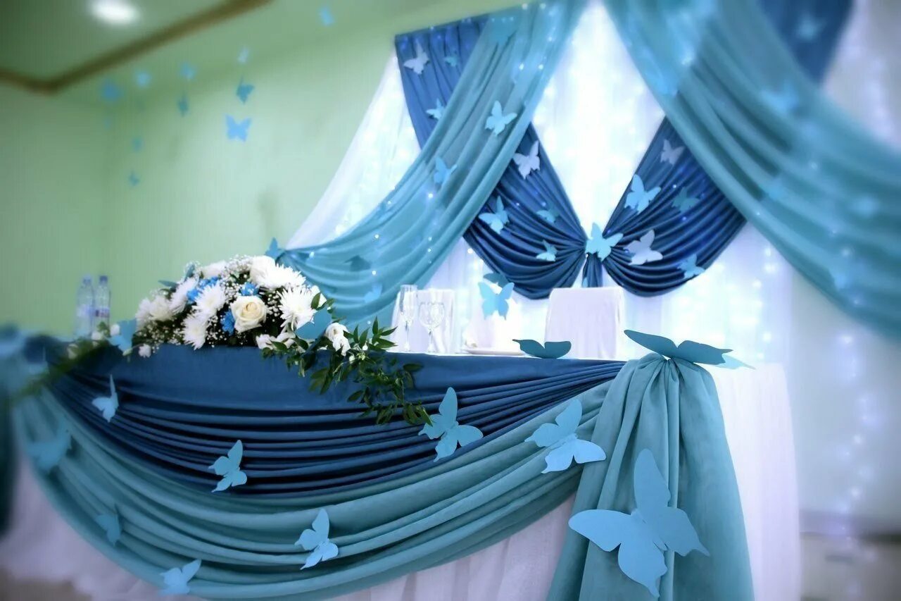 Украшение зала. Украшение голубого зала. Украшение зала тканью. Оформление свадебного зала. Украшение зала на свадьбу с бабочками.