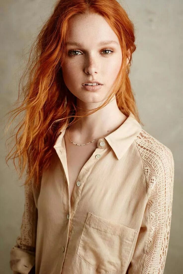 Danielle boker. Рыжая девушка в очках. Bridget satterlee без макияжа. Рыжая няшка. Милые рыжие девушки.