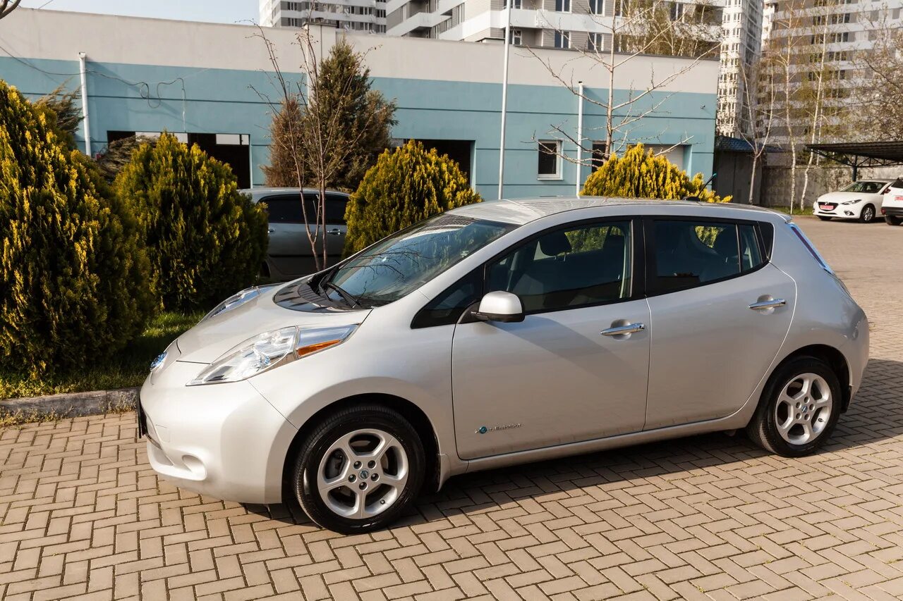 Used Nissan Note Hatchback (2013 - 2017) Review AE3