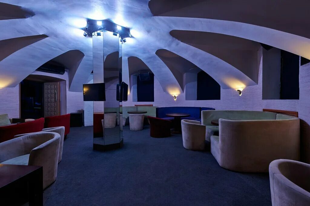 дорогой ресторан. рестораны под москвой. ресторан воронеж 3 этаж. ресторан zemlya в москве. Restoclub москва.