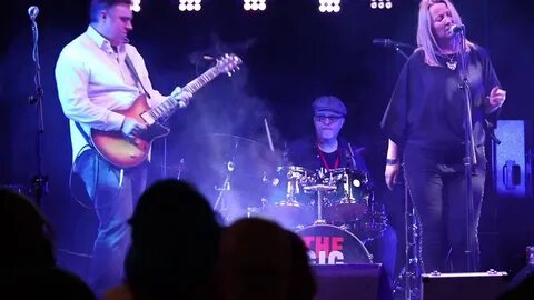 Big wolf band