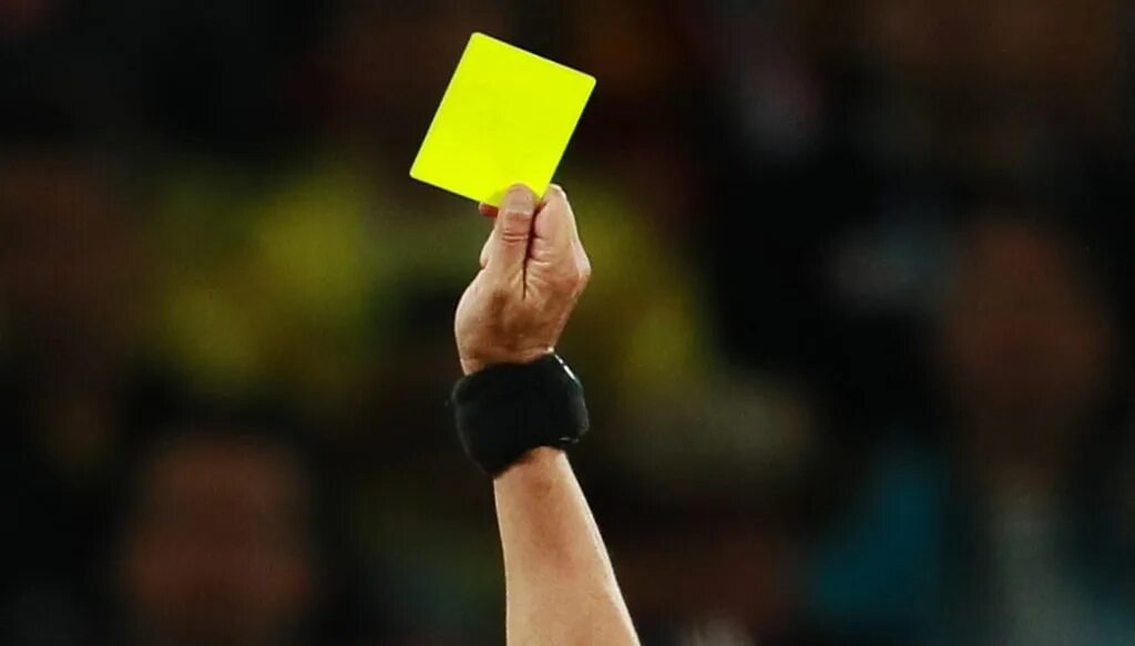 Желтая карточка в футболе. Желтая карточка в волейболе. Красная и желтая карточка. Красная карточка в волейболе.
