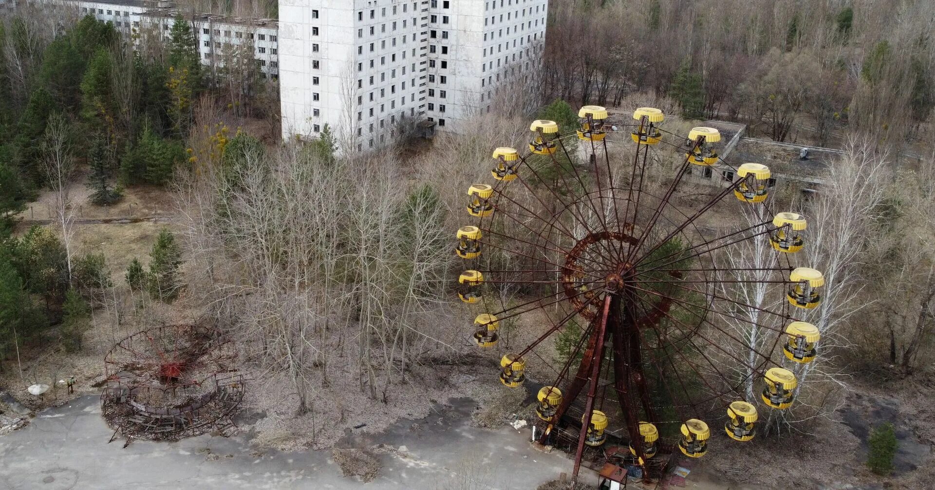 Зона взрыва аэс. Припять сейчас 2022. 26.04.1986 Припять. Припять Чернобыль атомная станция. Чернобыль Припять 2022.