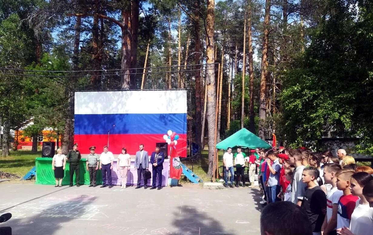 Дол дубинина. Лагерь Дубинина Марий Эл. Дол Володи Дубинина Йошкар Ола. Лагерь им Володи Дубинина Марий Эл. ДООЦ Володи Дубинина.