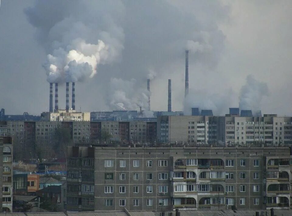 Загрязнение воздуха в казахстане. Загрязненные города. Устькаменргоск выбросы. Загрязнения казахстана. Устькаменргоск выбросы.