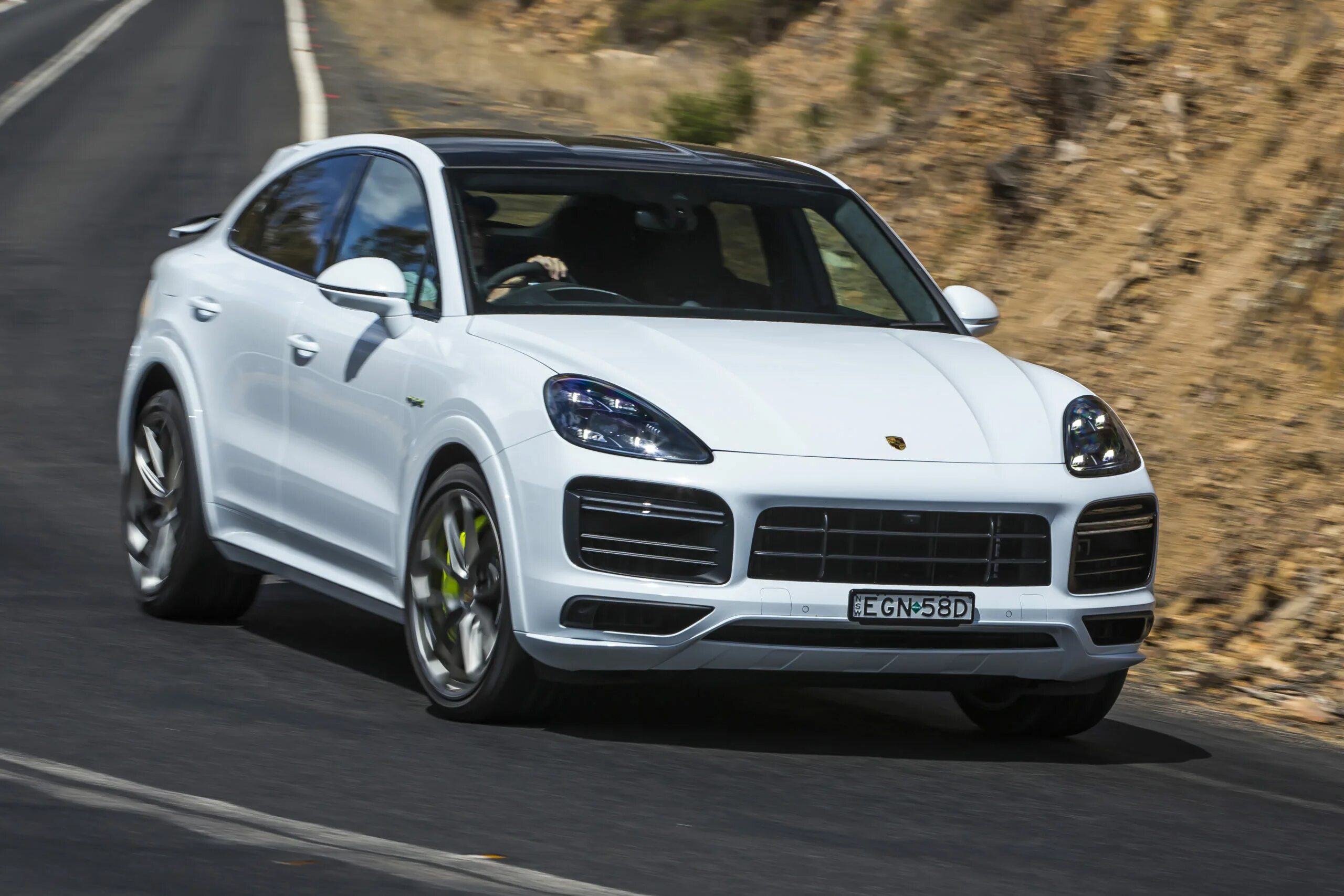 Cayenne turbo e hybrid. Porsche cayenne 2025. порше кайен 2025. porsche cayenne turbo 2025. porsche cayenne turbo s 2025.
