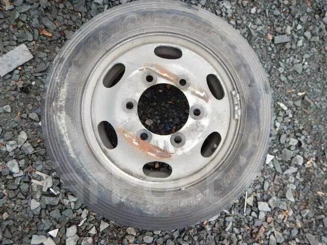 Hankook dw04. Колеса на ниссан атлас. Диск ниссан атлас 12. Колеса на ниссан атлас. 25.