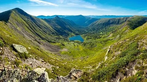 Горы к западу от байкала
