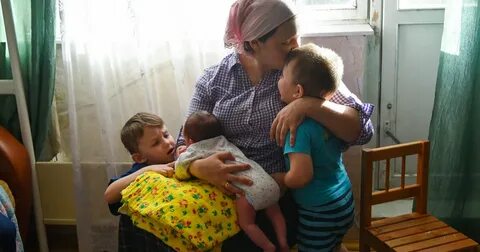 Нуждающиеся семьи с детьми