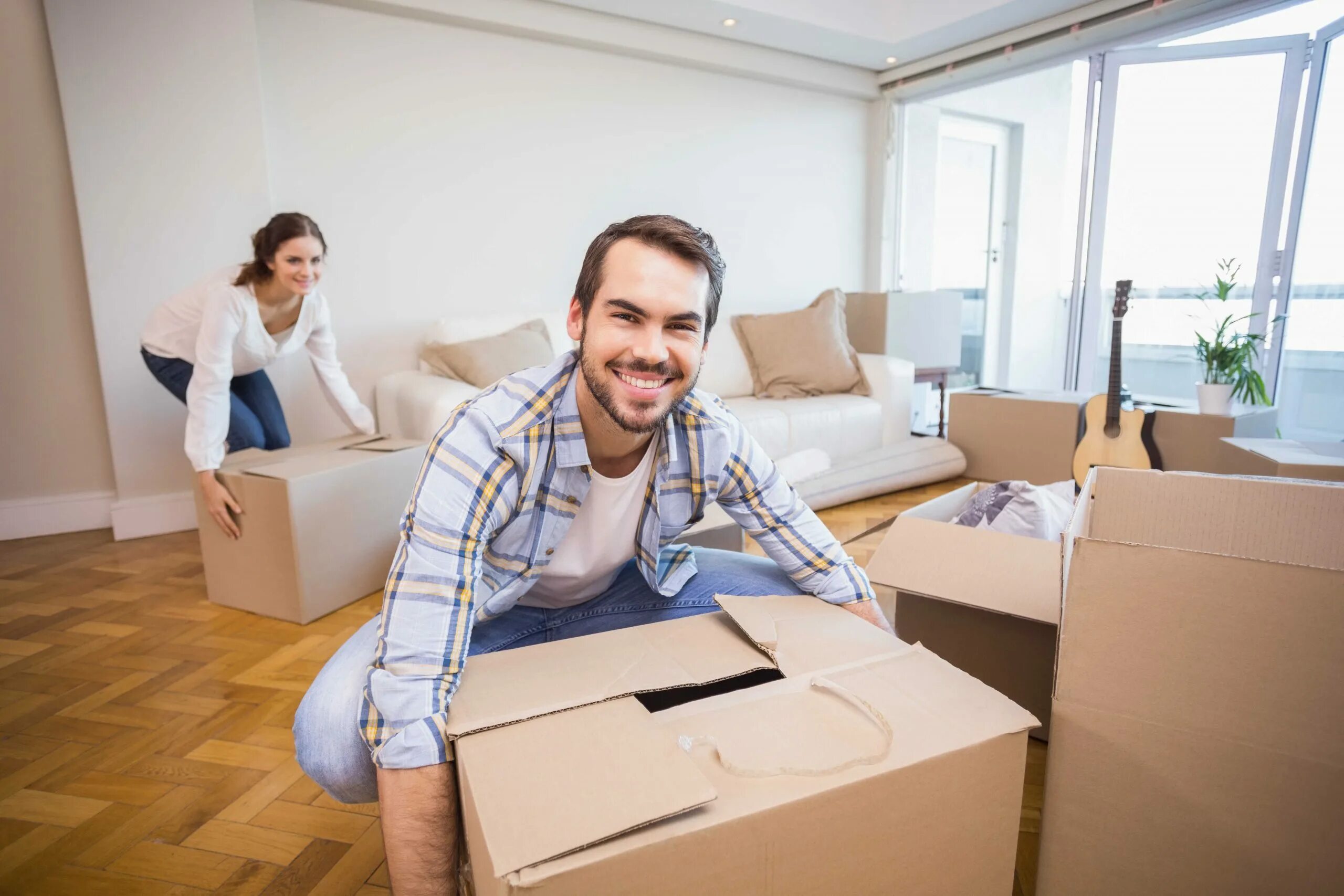 К чему снится переехать в новый. Картонный муж. Unpacking комнаты. Best Home Movers and Packers. Фото бизнес переезда.