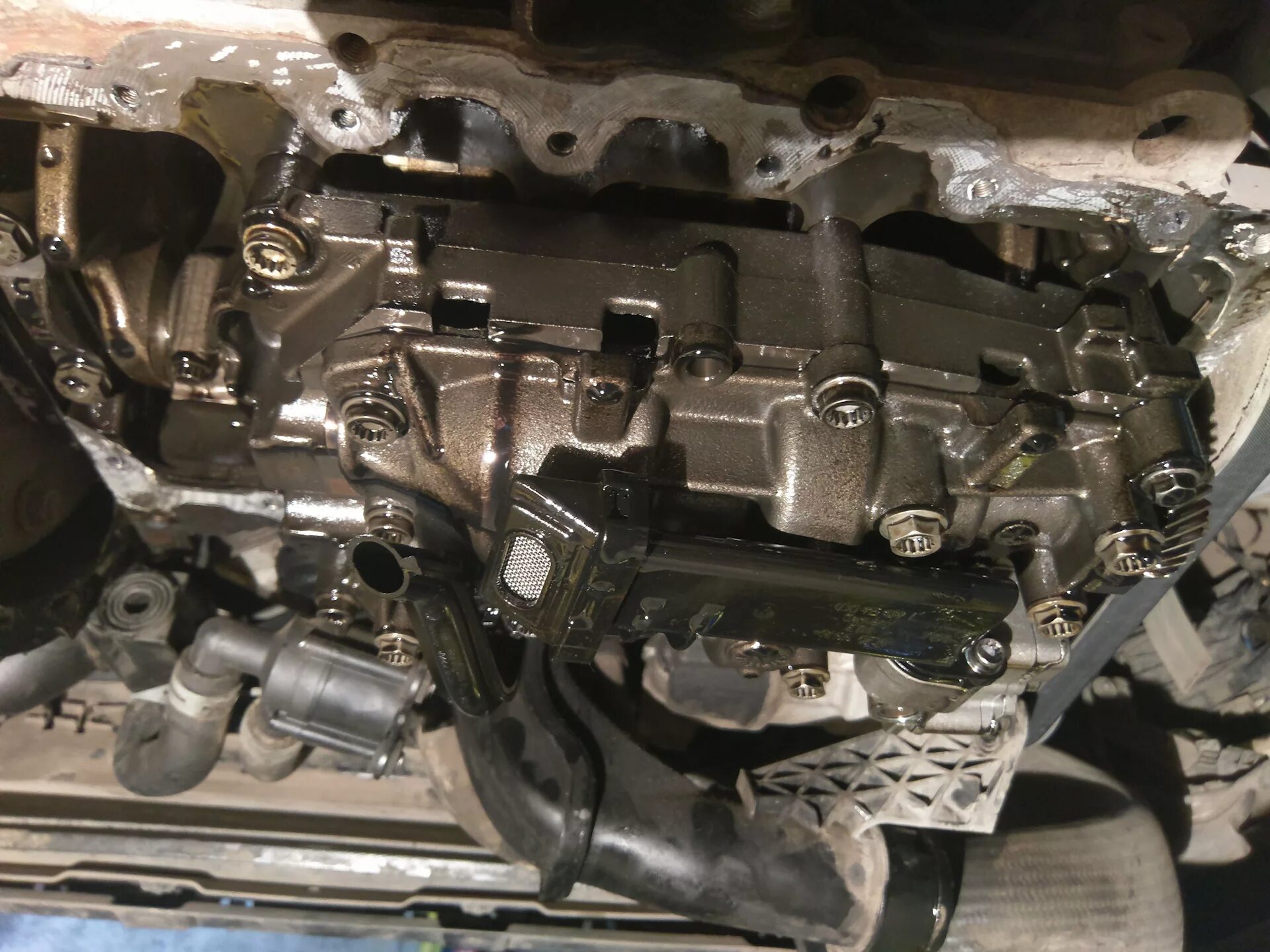 0 tdi. Егр 2. 0 tdi. Двигатель tdi 2. Cbab 2.