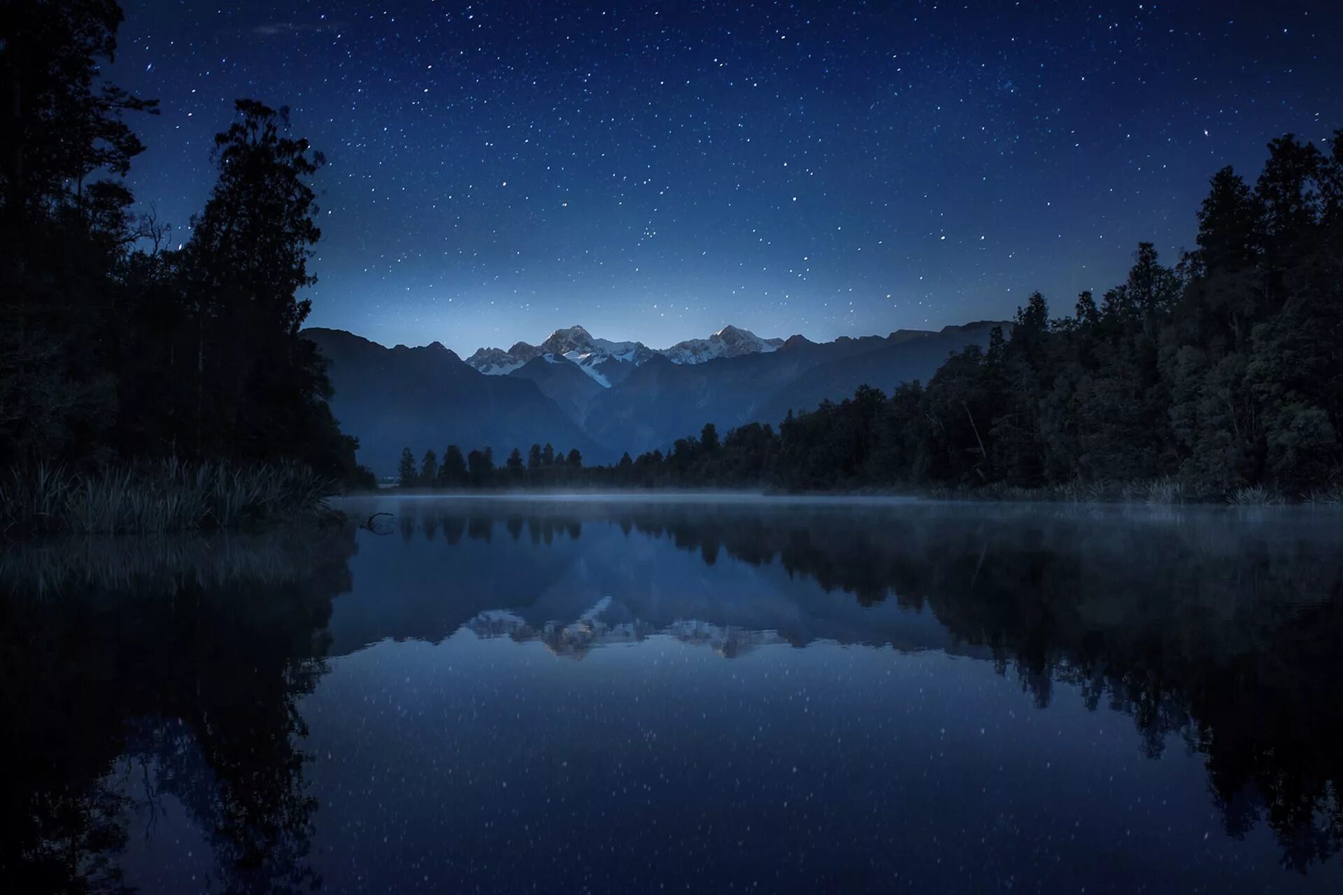 Картинки на ночь. Ночной пейзаж. Озеро ночью. Природа ночью. Красивая ночь.