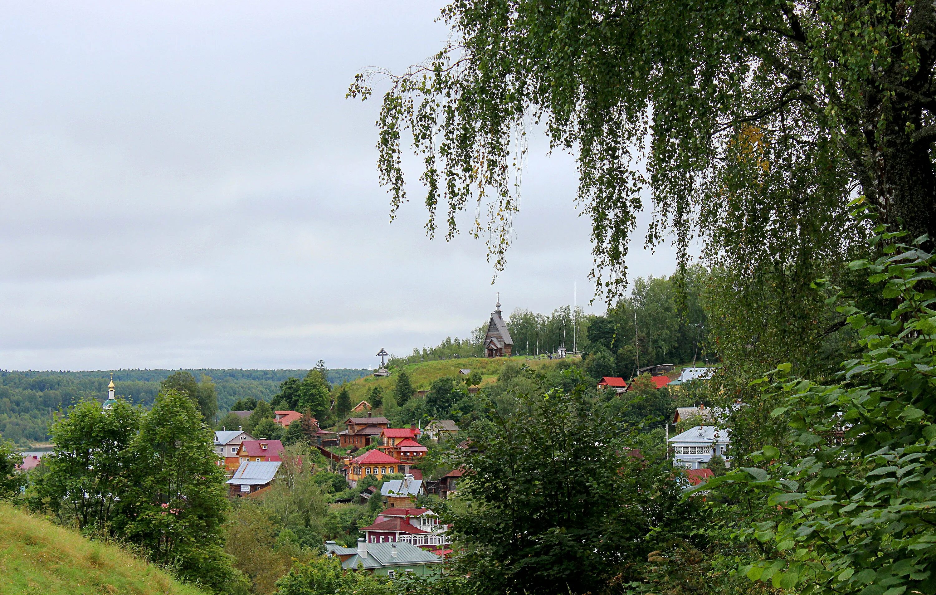 Плес залесский. Костромская область поселок плес. Плес набережная волги. Плёс костромская область. Плес картины художников.