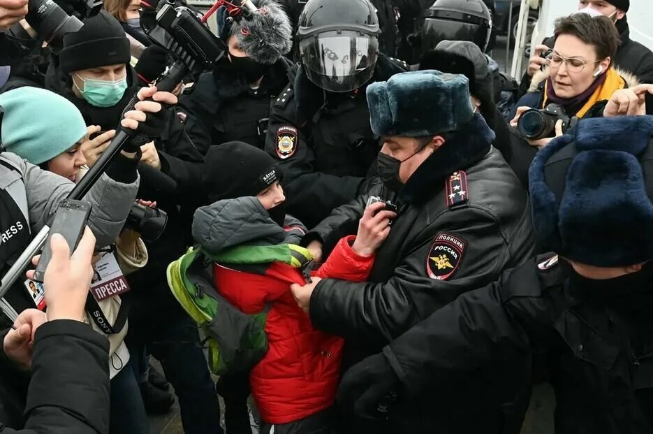 Протест н. Протесты в москве. несанкционированный митинг.