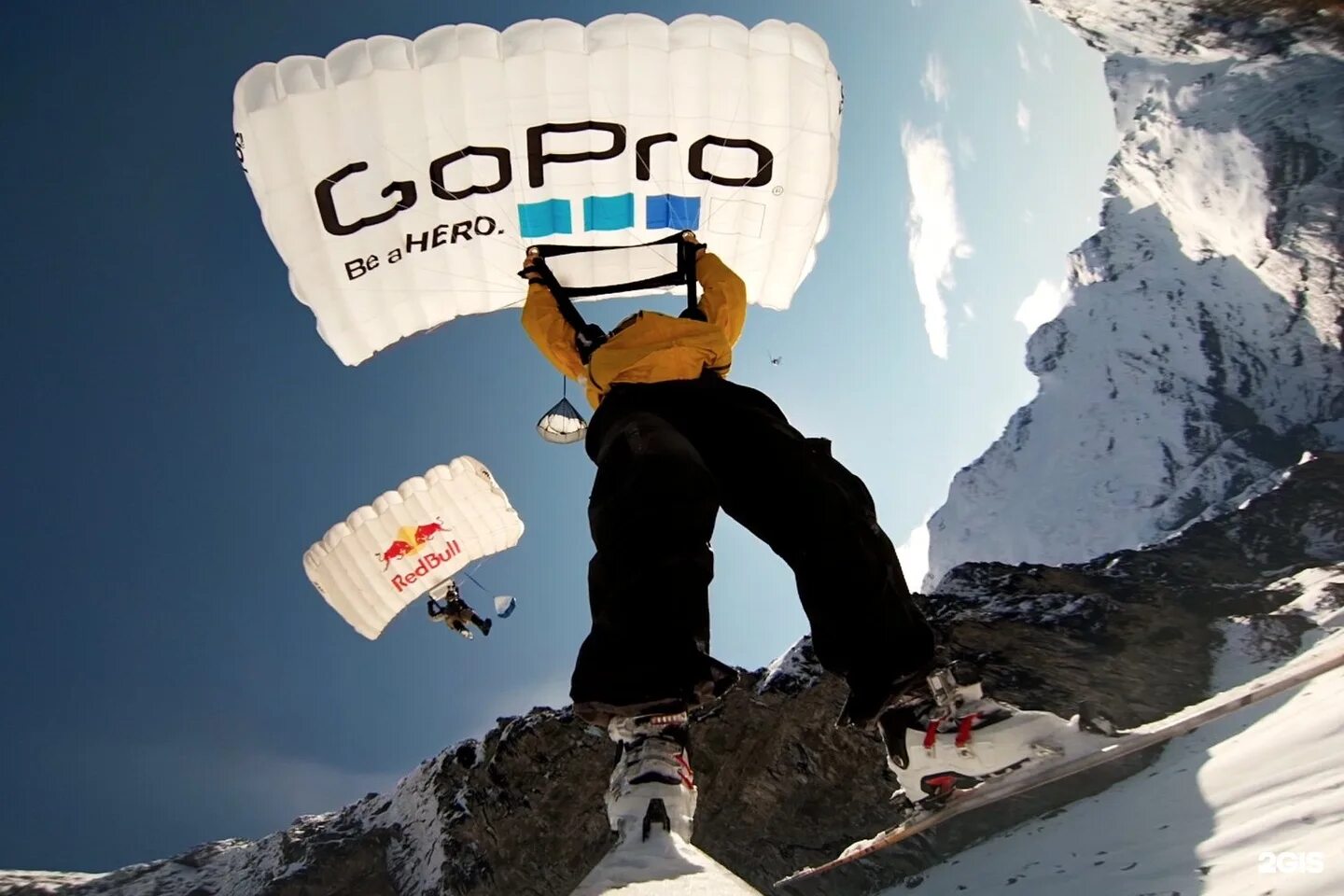 GOPRO реклама. Реклама го про. Экшн камера реклама. GOPRO баннер.