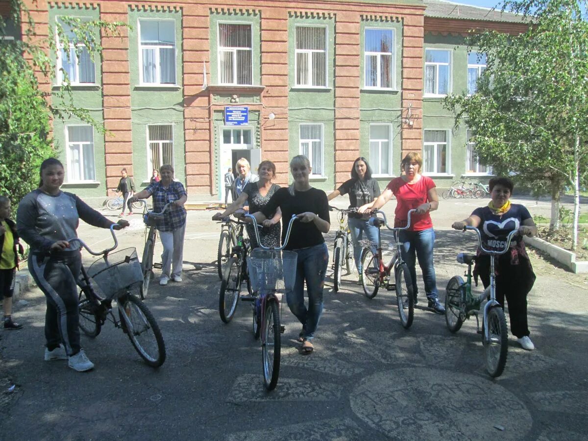 Погода в шаумянском георгиевском районе. Георгиевск поселок Шаумянский школа номер 17 Ставропольский край. Школа 17 Шаумянский. Шаумянский Георгиевский район. Шаумянский Ставропольский край Георгиевский район.