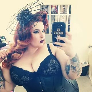 tess Girl With Curves, Sexy Curves, Curvy Fashion, Plus Size Fashion, Big A...