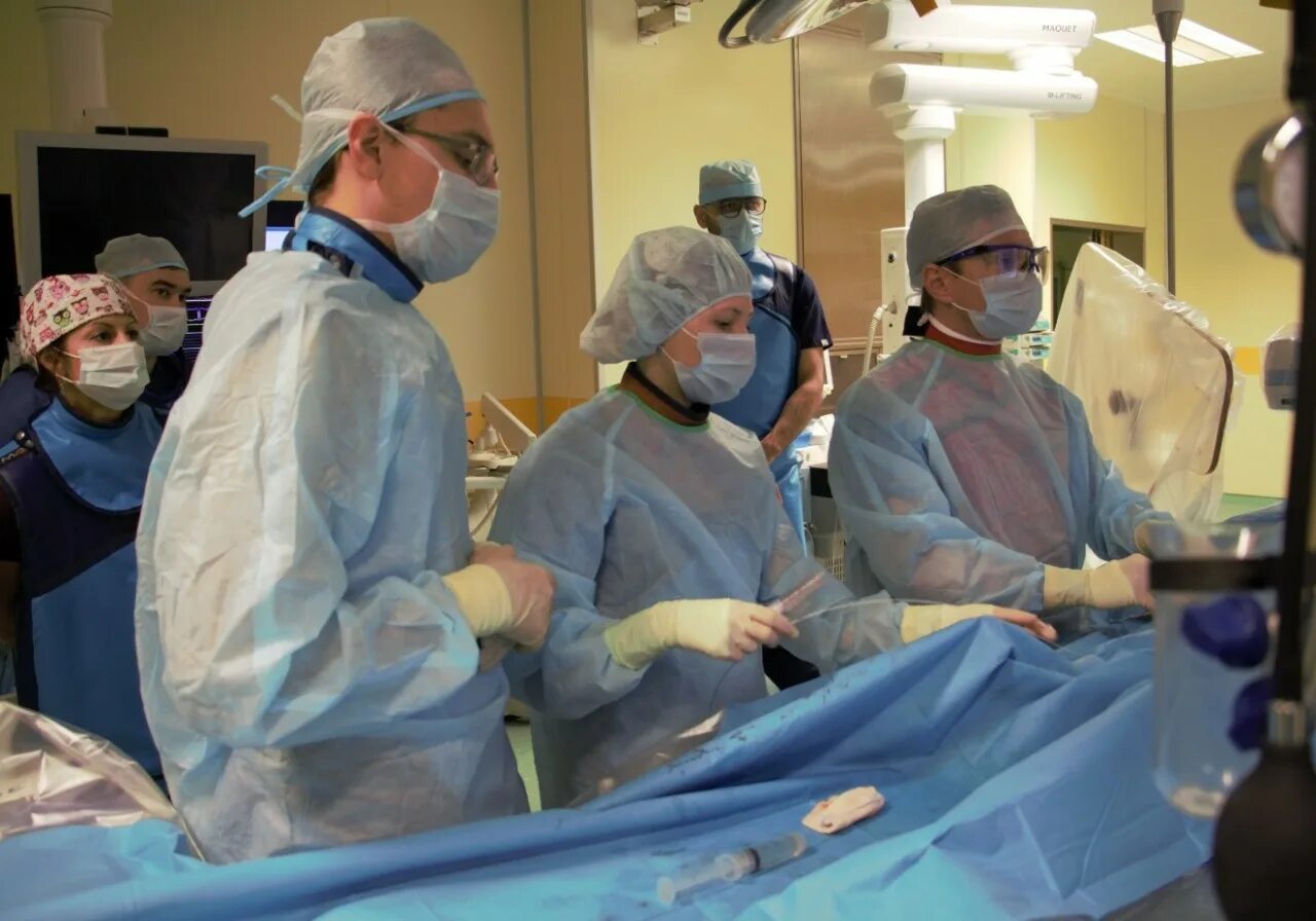 центр алмазова хирурги. операция по пересадке сердца. михаил александрович алмазова. центр алмазова хирурги. центр алмазова хирурги.