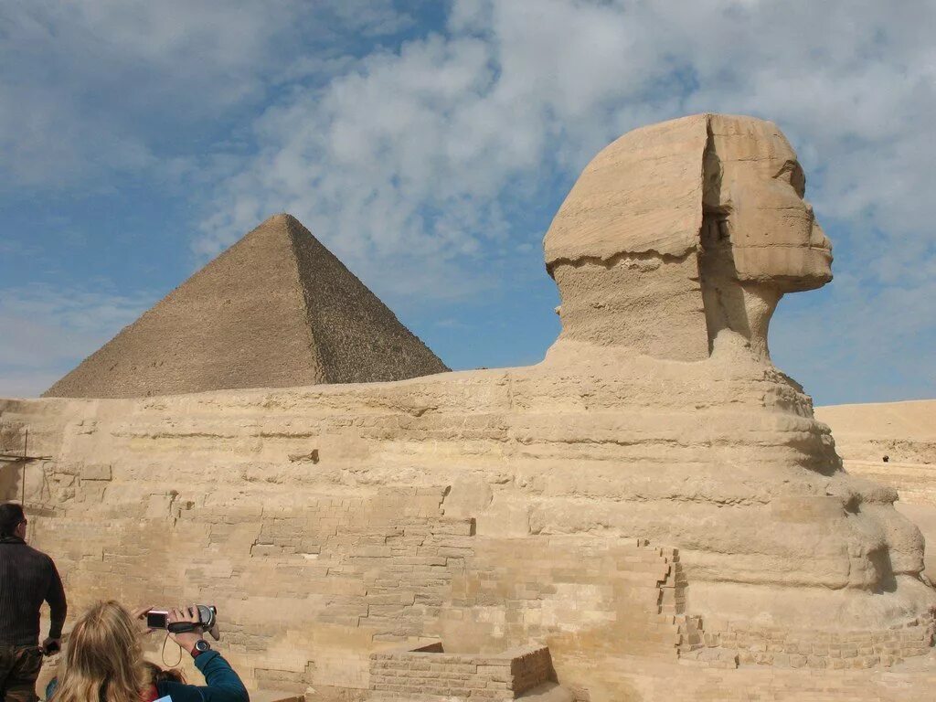 Исторический факт о фараоне хеопсе. Пирамида Хеопса. Хеопс фараон. Хеопс фото. Пероммила фиопса.