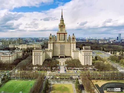Здание мгу в москве на воробьевых горах