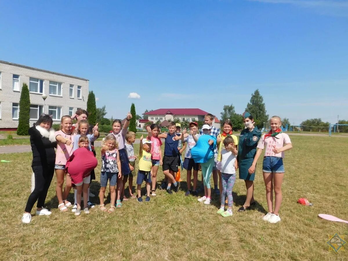 Погода гродненская область дятловский. Леоновичи дятловский район. козловщина дятловский район. козловщина населённые пункты дятловского района. дороги дворец дятловского района рб.