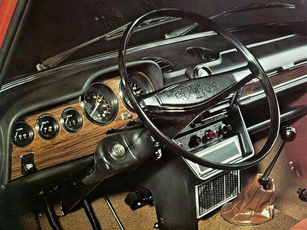Панель ваз 2106. Панель ваз 2106 салон. Панель шестерки. Приборная панель лада 2106. Приборка ваз 2103.