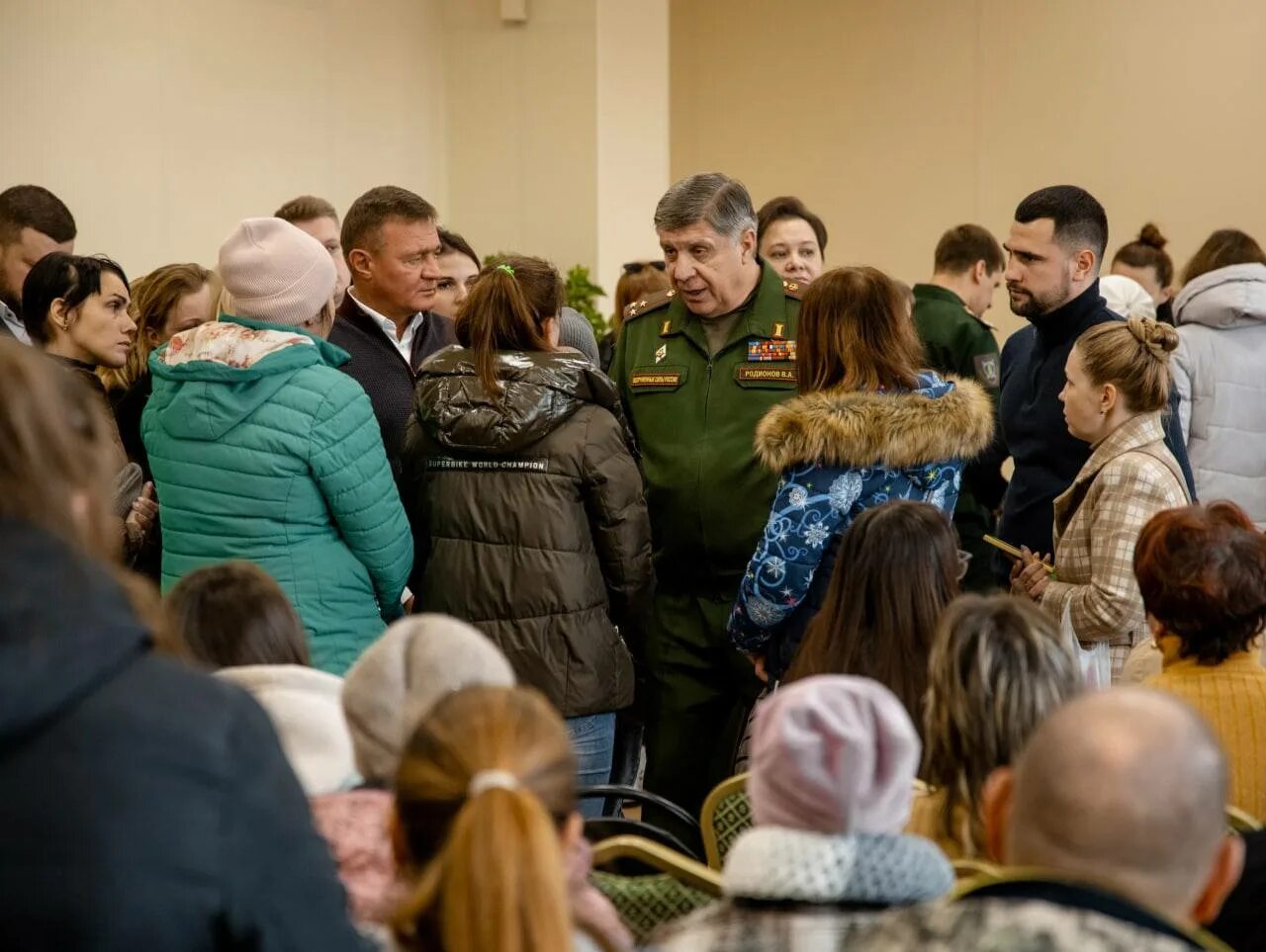 Новости с передовой курск. Камуфляж всу украины 2022. Встреча с родными. На передовой. Луганская народная республика.