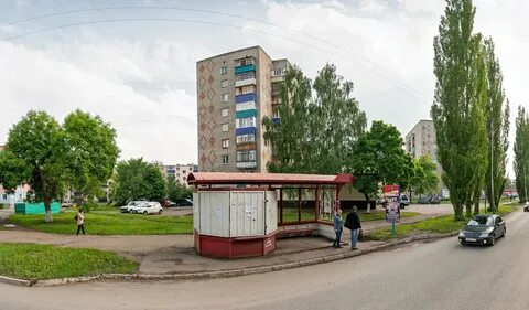 Космонавтов 40