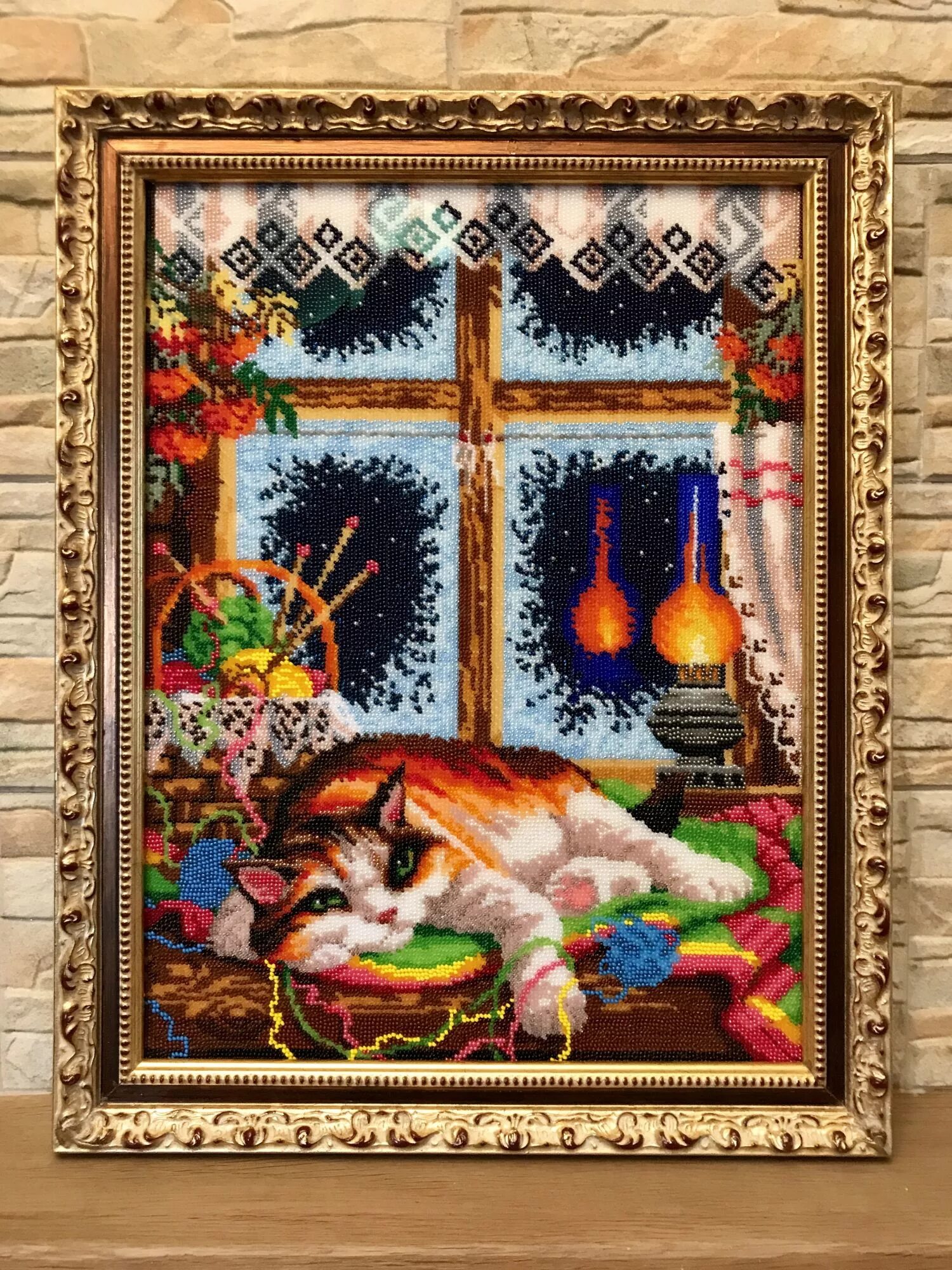 За чаем вышивка бисером. Золотые ручки уральский сказ. Хозяйка золотые ручки. Золотые ручки корабль. Артель золотые ручки.