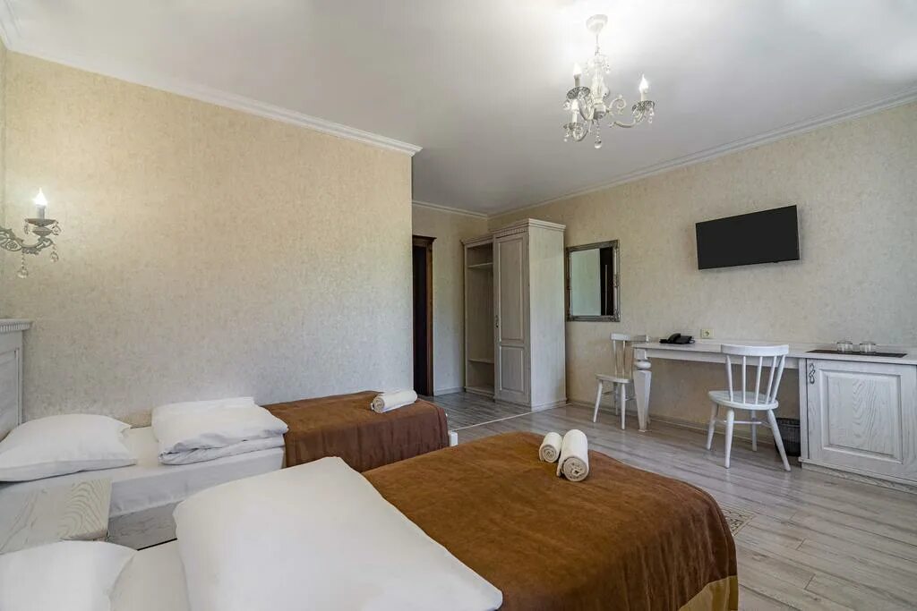 White resort hotel. Фомич отель Буковель. Отель Diamant Vert. Готель Petros буковель4,7(81)1 км·8 961 ₽.