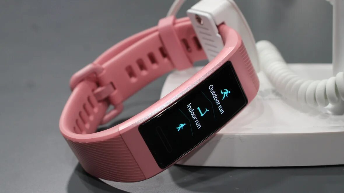 Huawei watch fit sakura. Смарт-часы Huawei Fit 2 Active Edition Sakura Pink. Смарт-часы Huawei Band 7 Pink. Huawei Band 8 розовый. Часы женские Huawei Band.