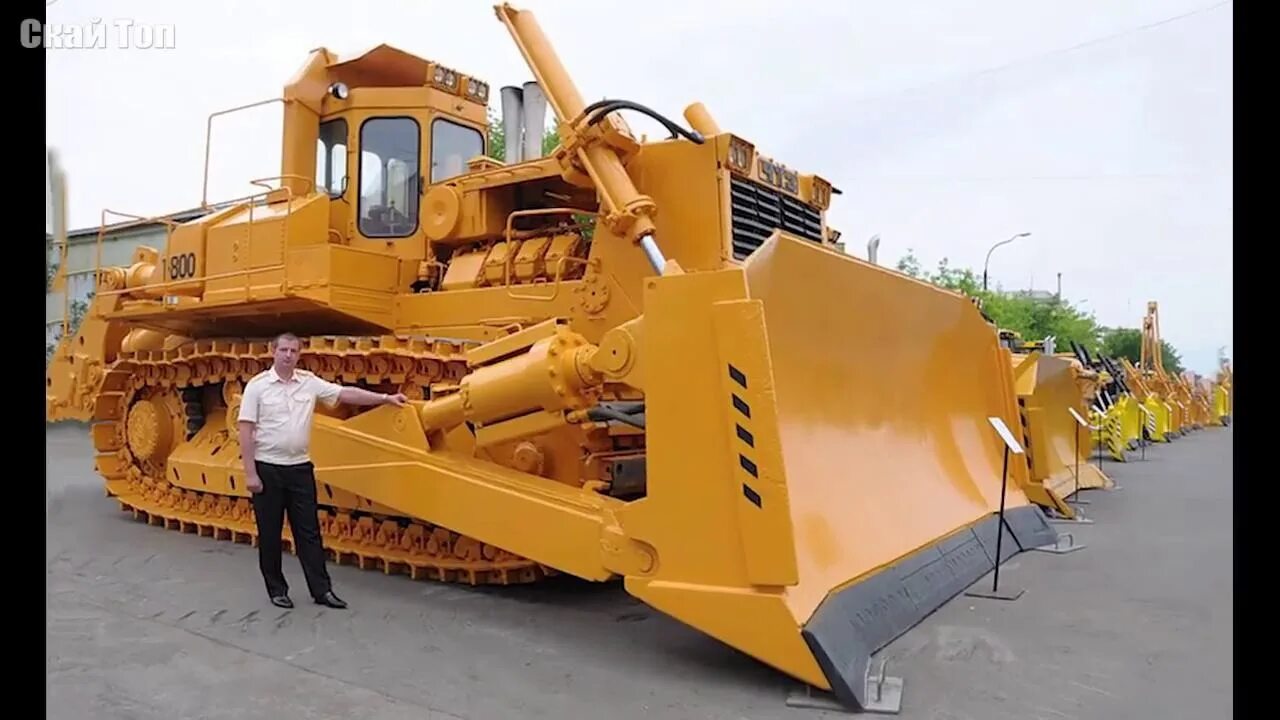 Трактор т-800 ЧТЗ. Бульдозер Komatsu d575a-3 SD. Т-800 бульдозер. Комацу 575 бульдозер.