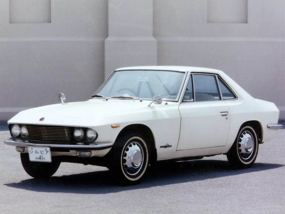 Ниссан первого поколения. Nissan Silvia 1965. Nissan Silvia csp311. Nissan Silvia 1 поколение.
