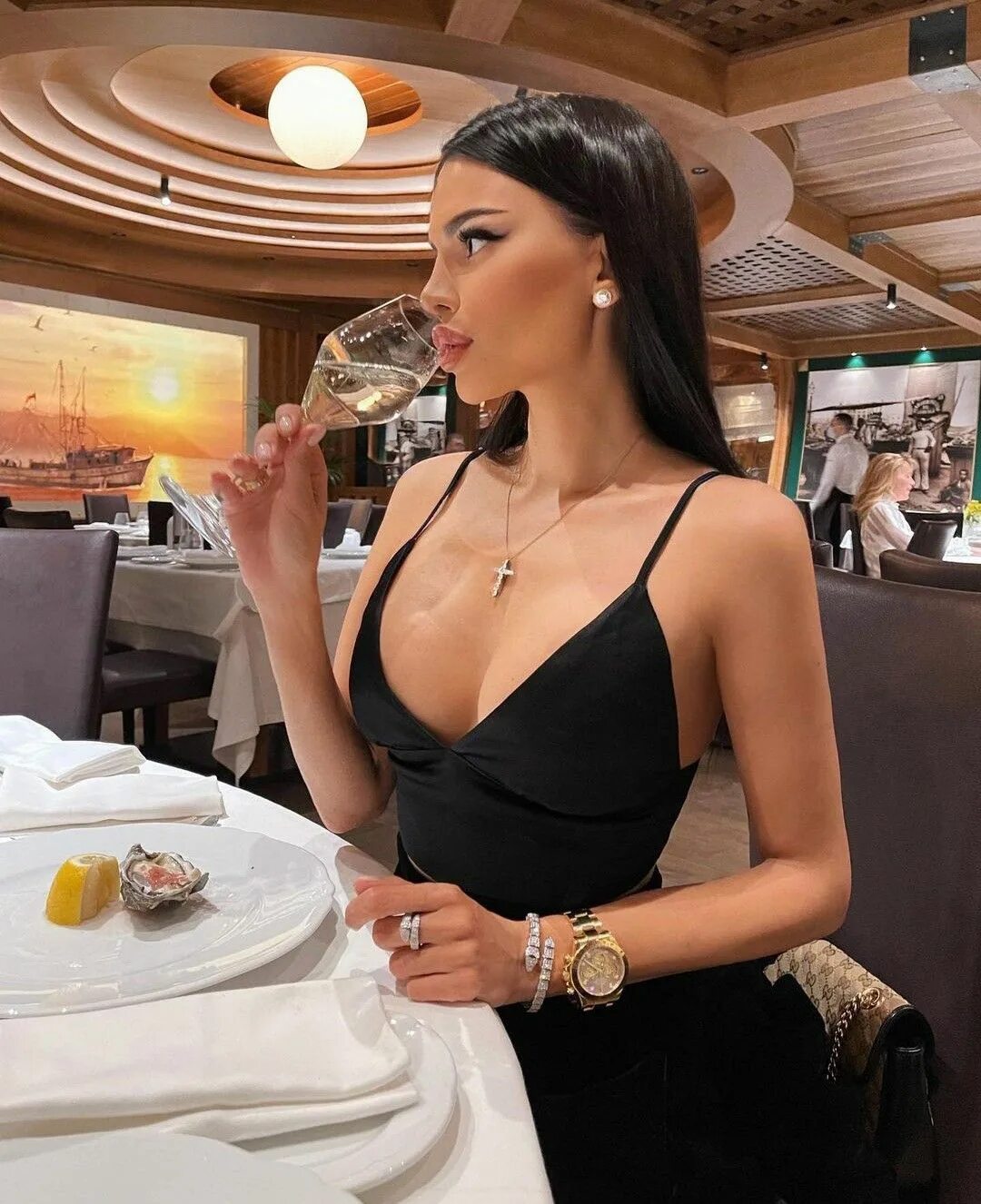 Alexa first. Женщина в роскоши. alexandra.one. aleksandra one.