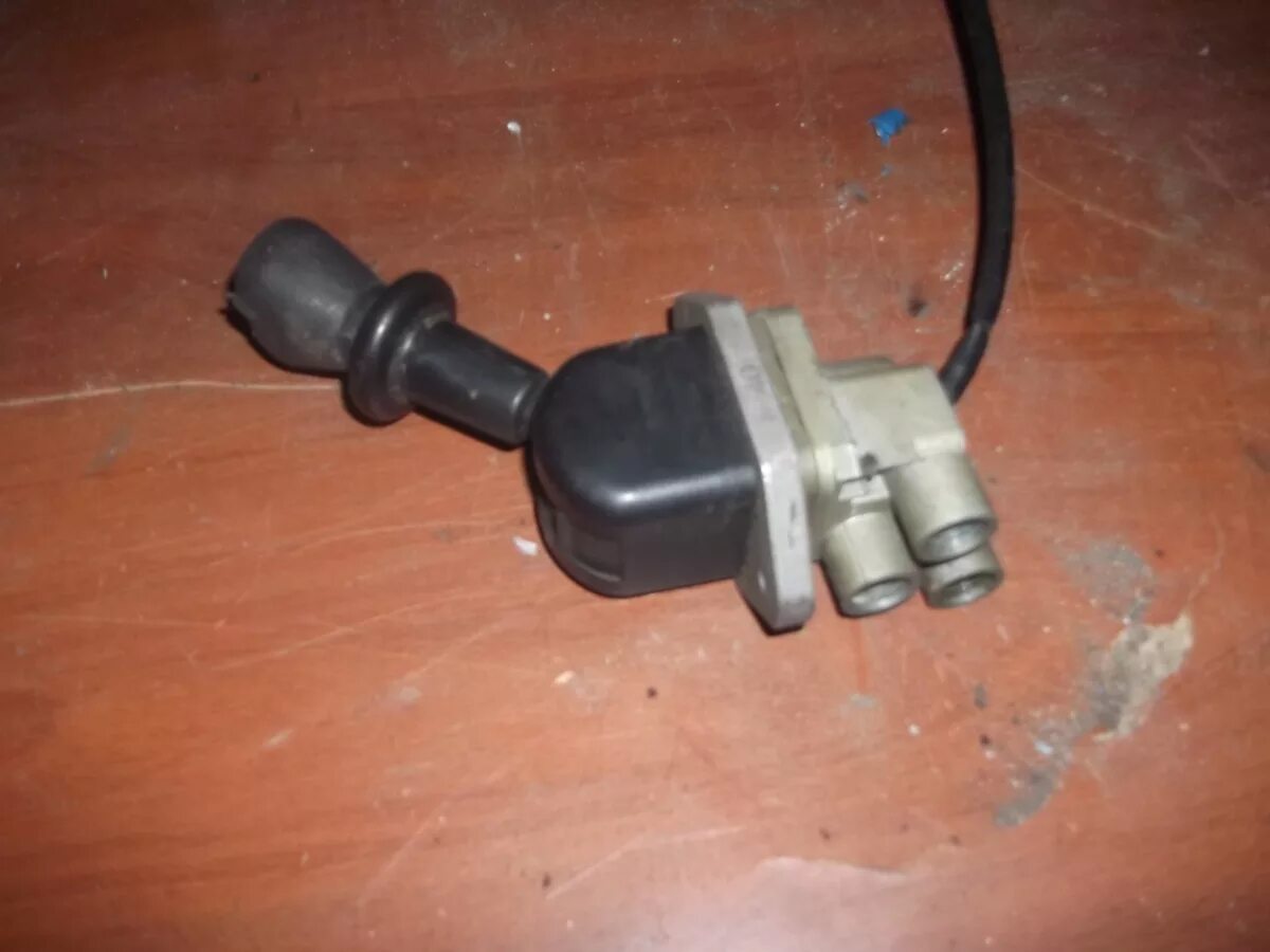 Как разобрать кран ручника ман Кран КАМАЗ-6520, MAN стояночного тормоза WABCO 961 723 111 0 купить в АвтоАл