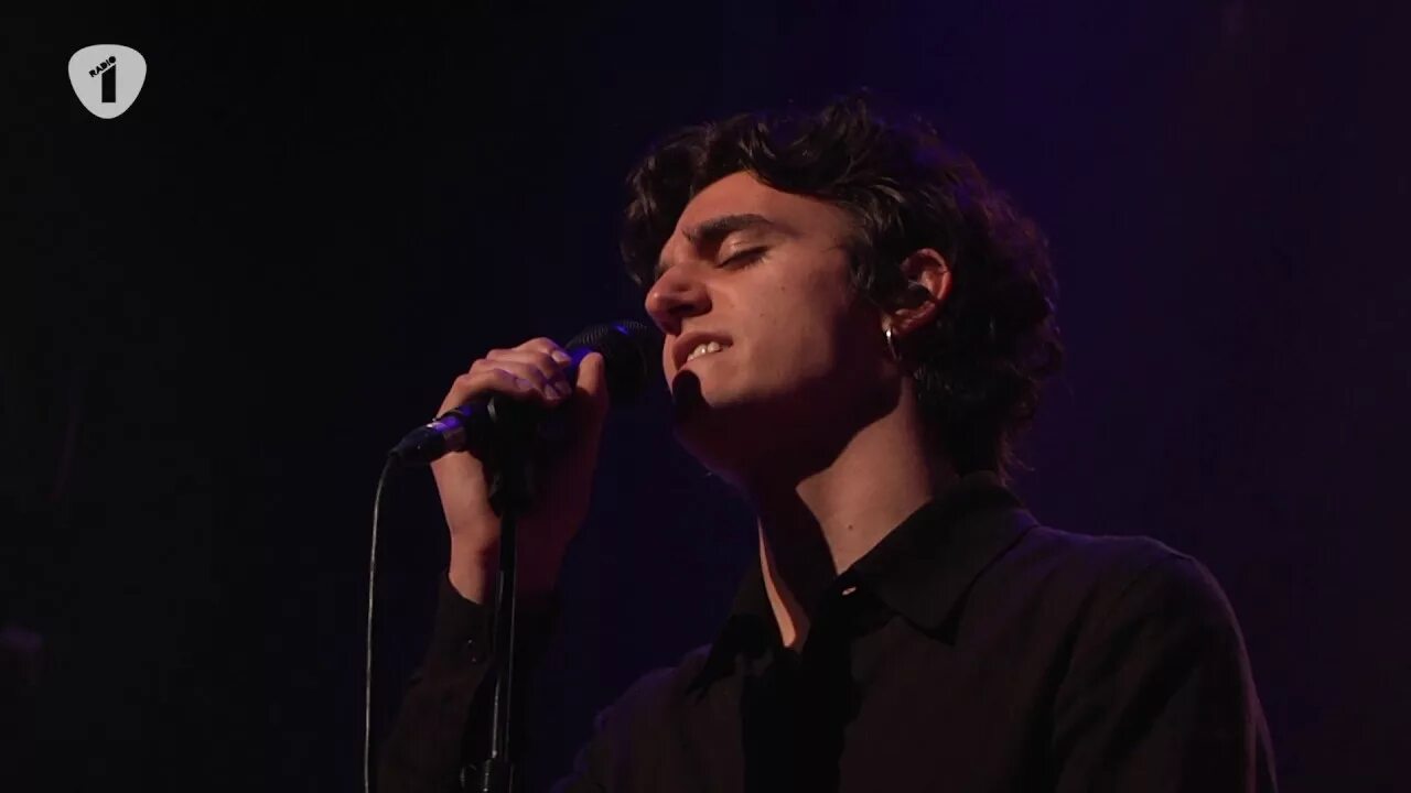 Tamino habibi. Tamino певец. Tamino рост. Tamino Indigo Night. Tamino певец подросток.