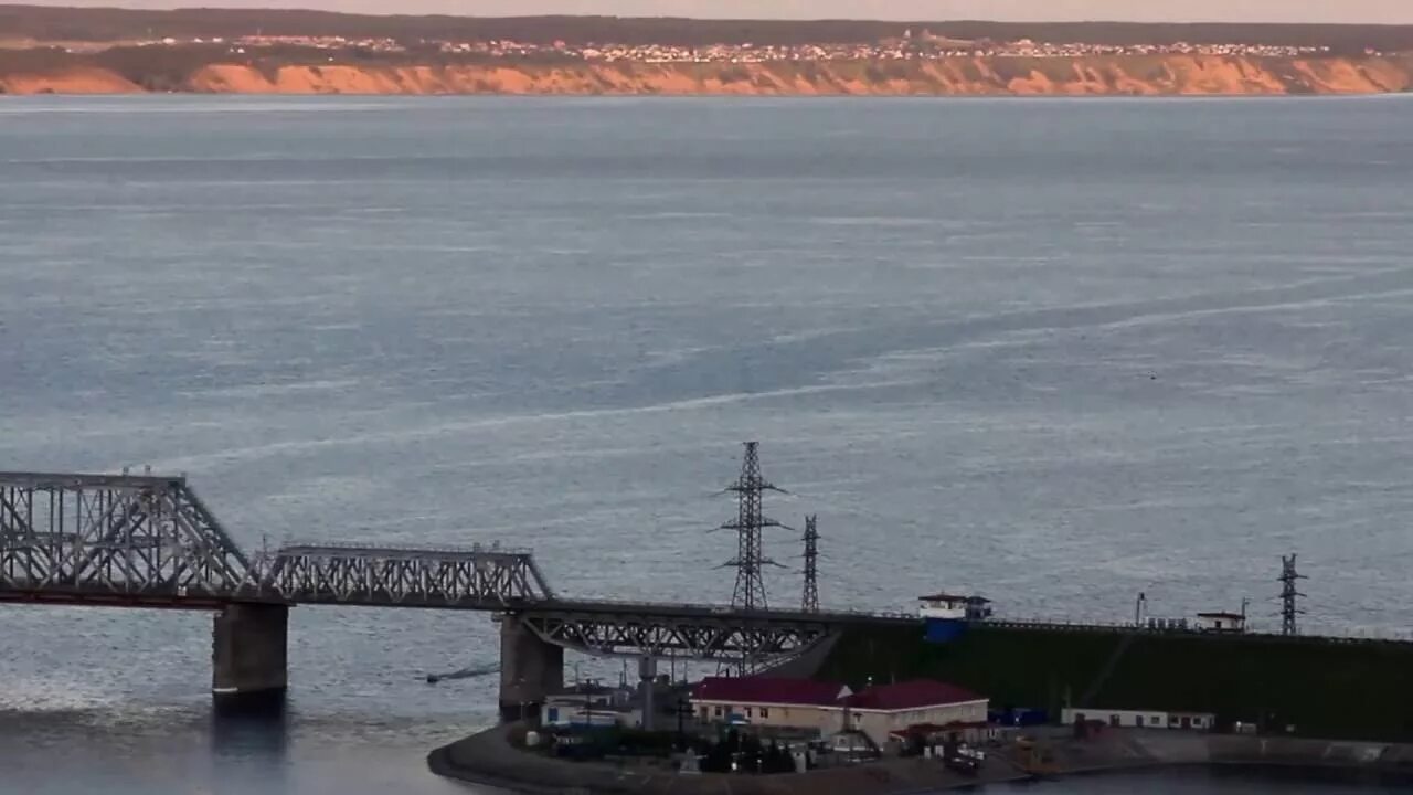 Ульяновск набережная реки волга. Волга нижняя терраса. Волга нижняя терраса. Волга нижняя терраса. Парк на верхней террасе ульяновск.