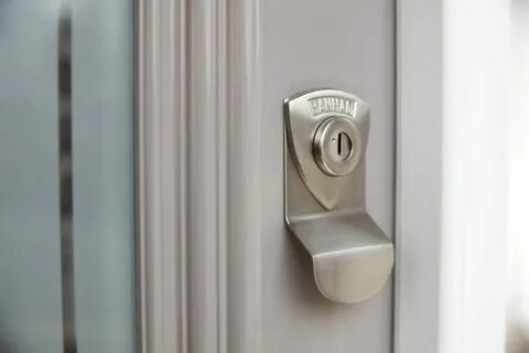 Peeping door