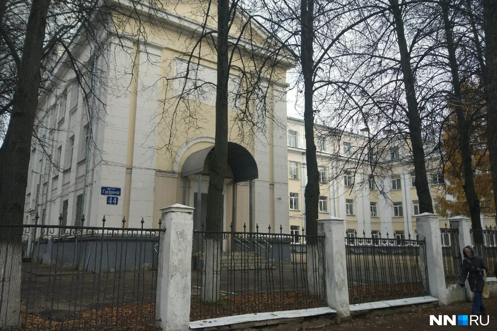 в новгороде закрыли школы. закрытие школы. в новгороде закрыли школы. в новгороде закрыли школы. карантин в школах и детских садах.