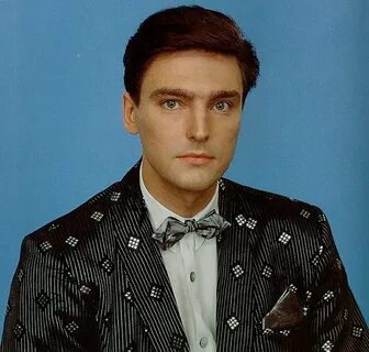 Исполнители 1996 годов