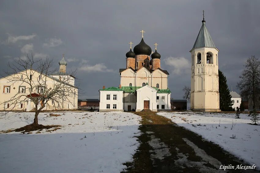 Свято зеленецкий монастырь