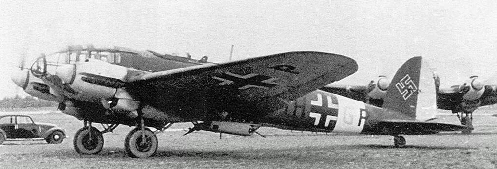 Heinkel he 111 бомбардировщик. Люфтваффе самолет henkel 111. Немецкий самолет хейнкель 111. Kg 26. Самолет хейнкель 111.