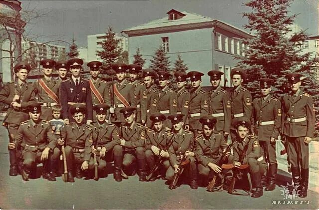 Полковник храмов сввиухз. Саратовское высшее инженерное училище химической защиты. Сввиухз 1988-1993. Саратовское высшее инженерное училище химической защиты. Саратовское высшее военное училище химической защиты.