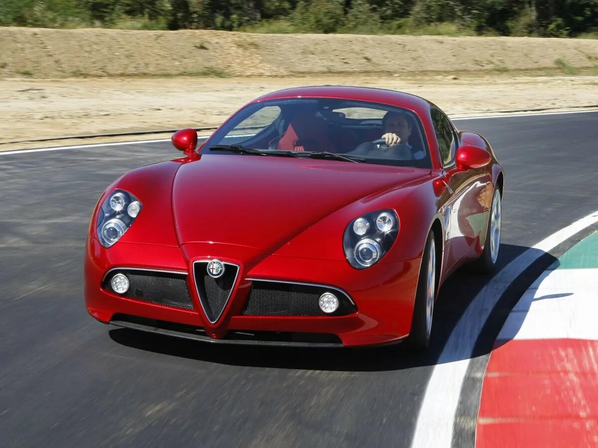Alfa romeo 8c. Альфа ромео 8c competizione. Альфа ромео 8c competizione. Alfa romeo 8c. Romeo 8c.