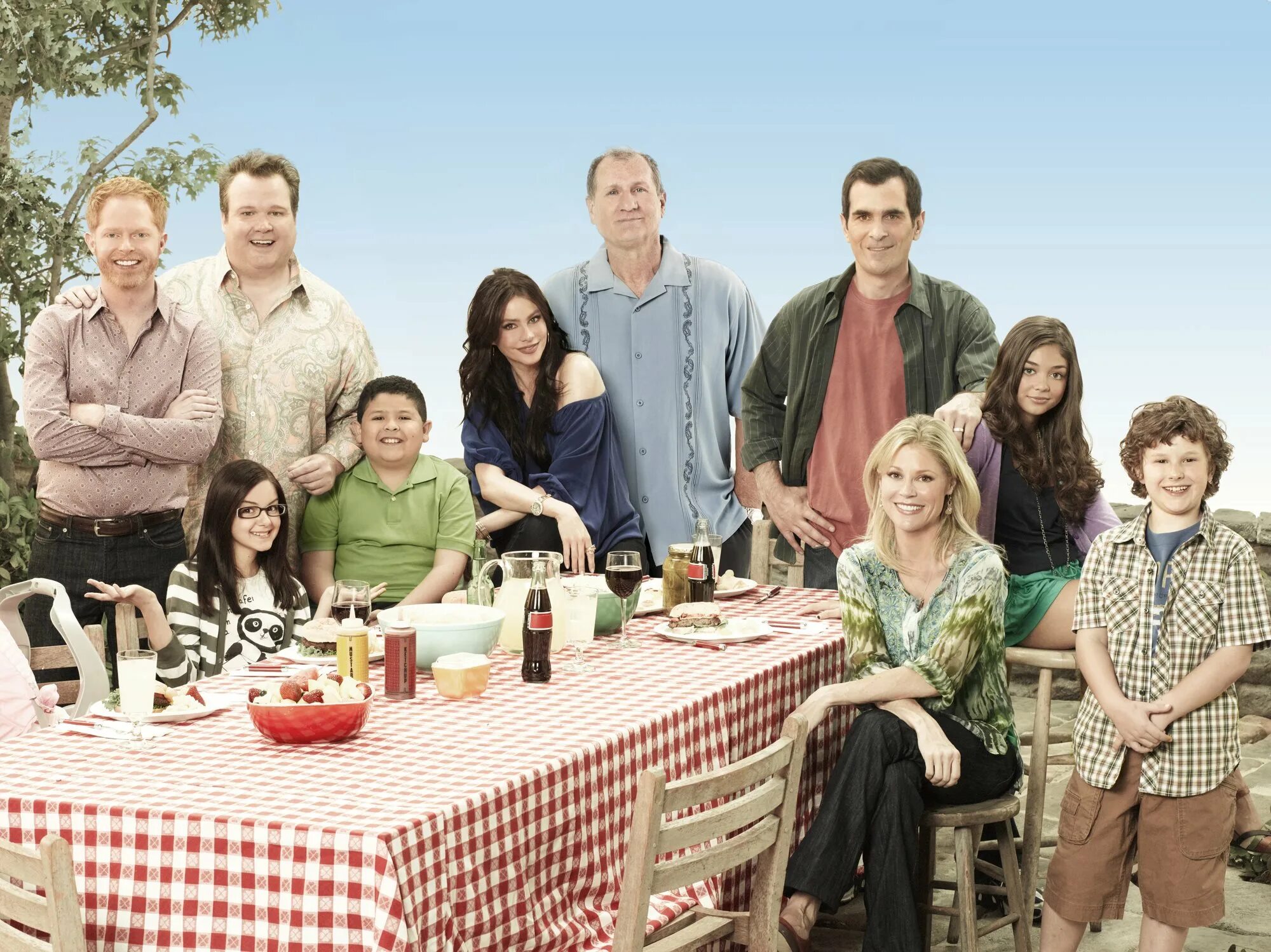 Американская семейка из 2 2. Американская семья. Семейные комедии рейтинг лучших