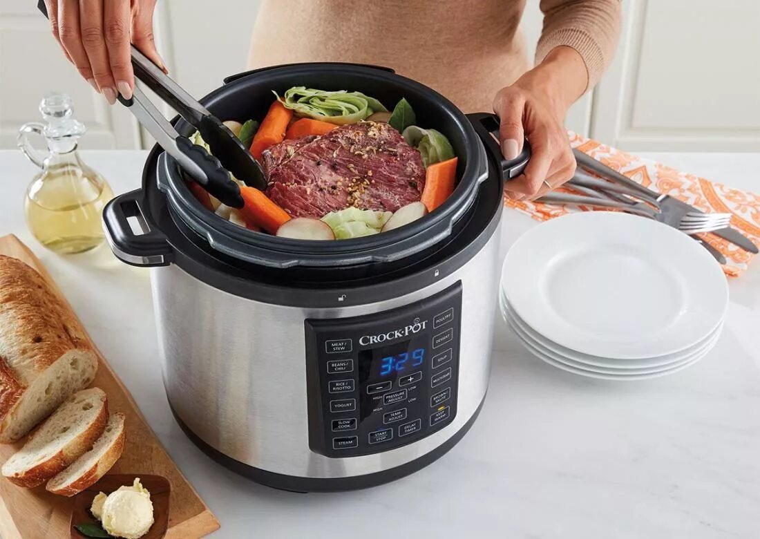 Crock-Pot csc080x. Мультиварка скороварка медленноварка. Мультиварка мультиповар. Мультиварка с едой.