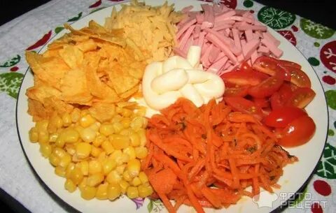 Салат с чипсами и морковкой