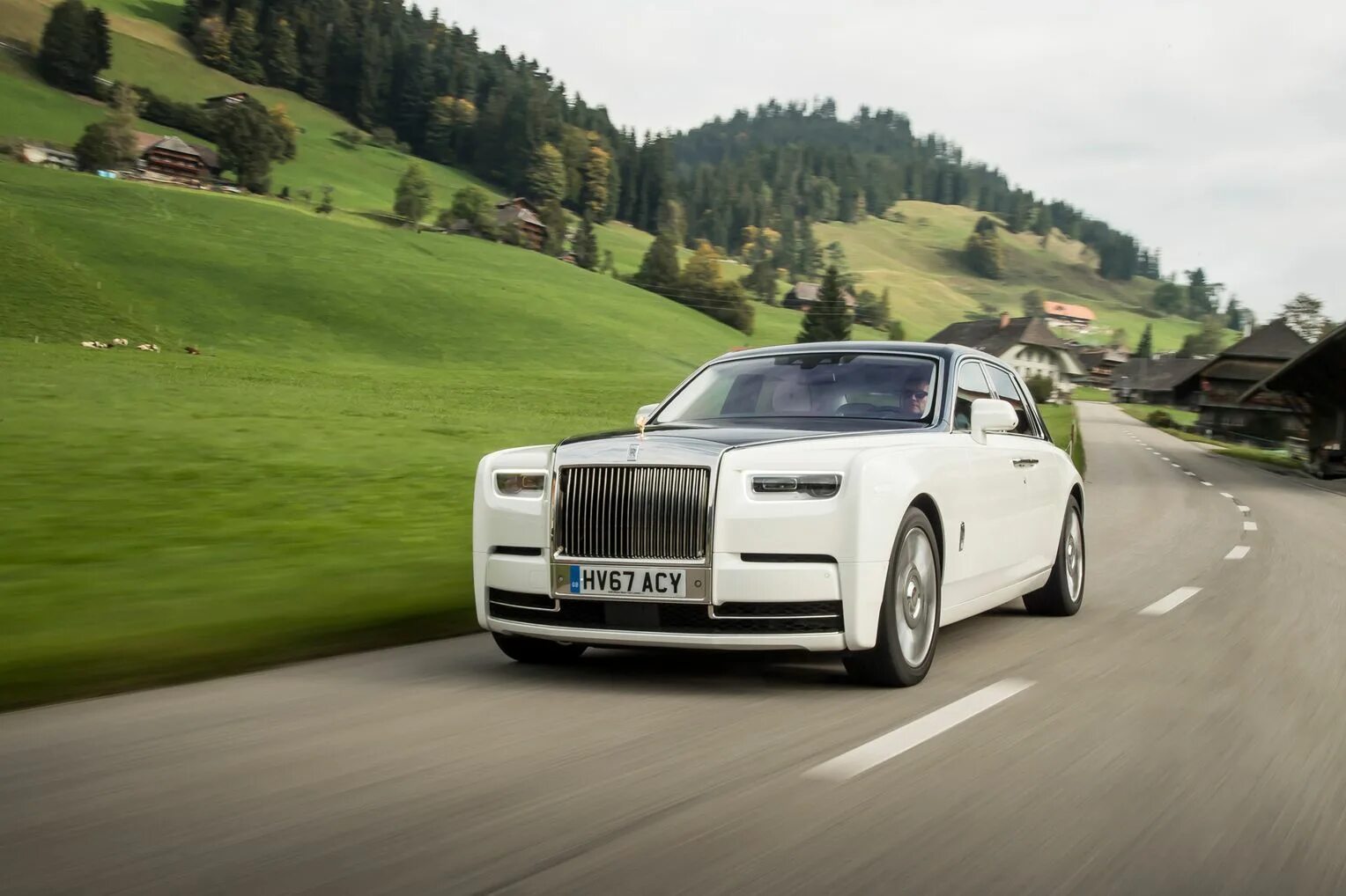 Роллс ройс страна. Rolls Royce Phantom. Rolls Royce Phantom 2017. Роллс Ройс Фантом 5. Rolls Royce Phantom 7.