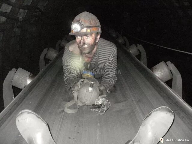 шахта комсомольская лнр. шахта антрацит в городе шахты. донской антрацит шахта. город антрацит луганской области шахта комсомольская. шахта краснопольевская луганская область.