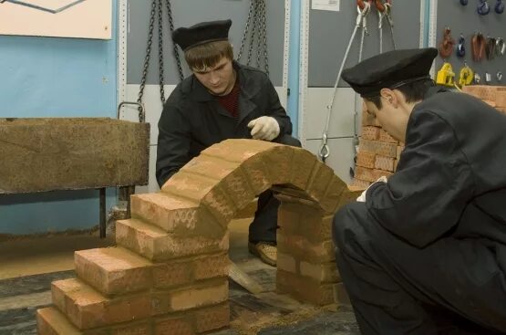 Монтажник в мариуполь
